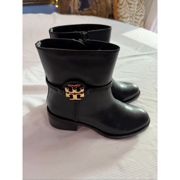 Tory Burch Black Ankle Boots with Gold Logo - Picture 5 of 14